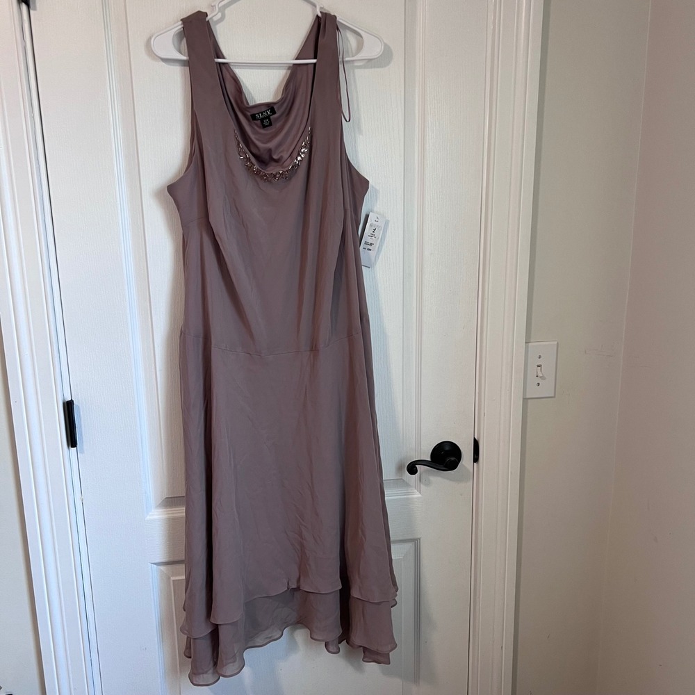 SLNY Women's Mauve Beaded‎ Cowl Neck Tiered Midi Dress Plus Size 22W New